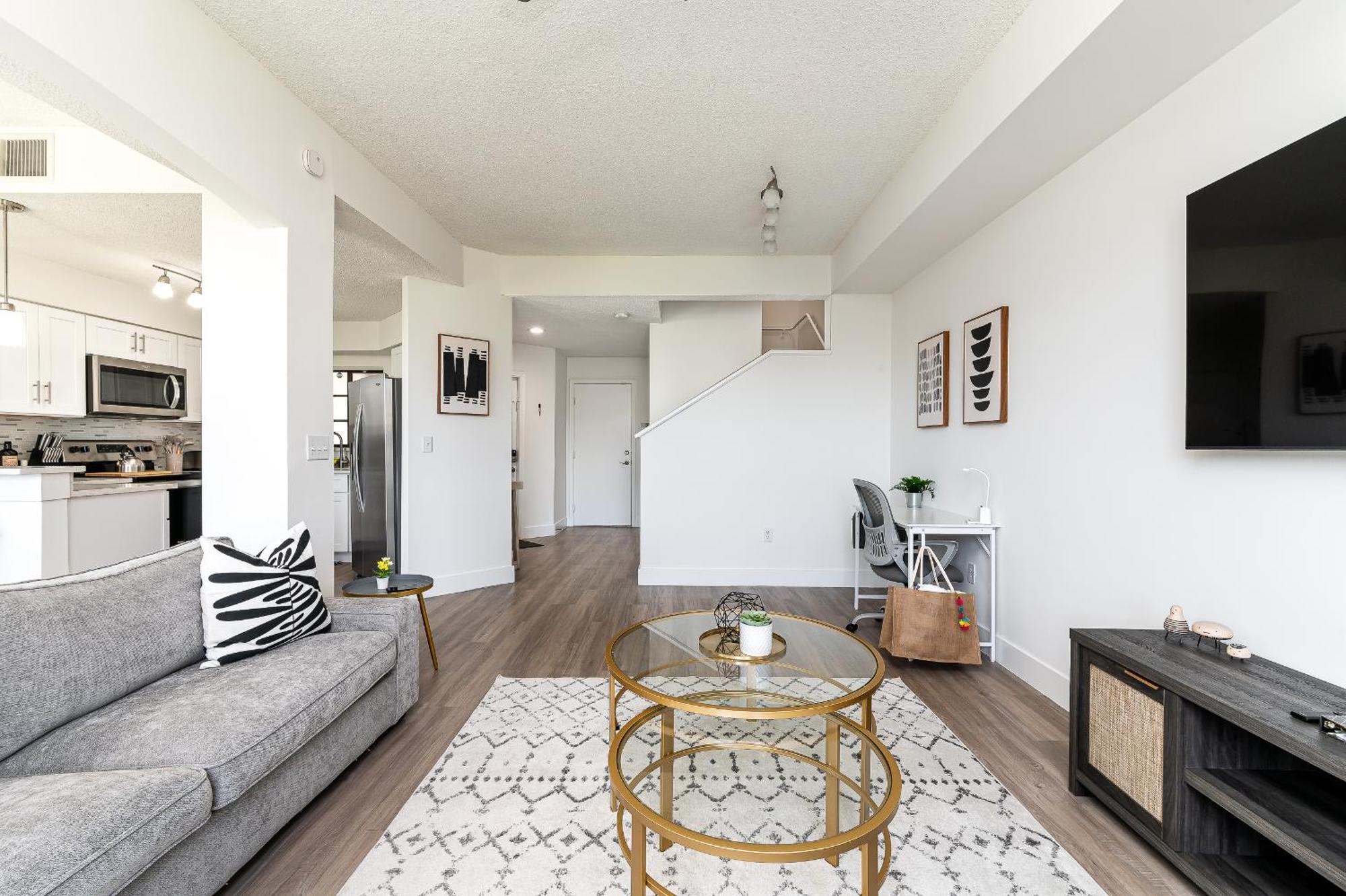 Newly Renovated Townhome With King Bed 德尔雷比奇 外观 照片
